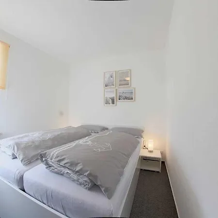 Kw16-01 Haus Sonnenstrahl